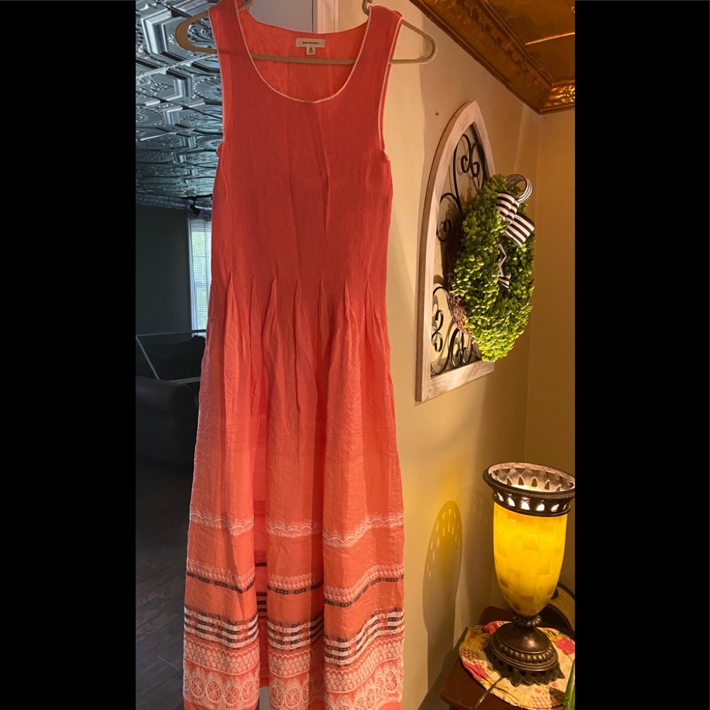 Max Studio like new sun dress